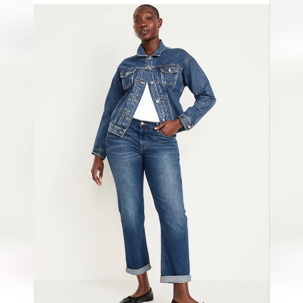 Old Navy Mid-Rise Wow Boyfriend Straight Jeans 26W NWOT